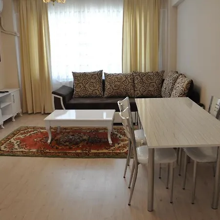 Huxley And Aparts Old 3*