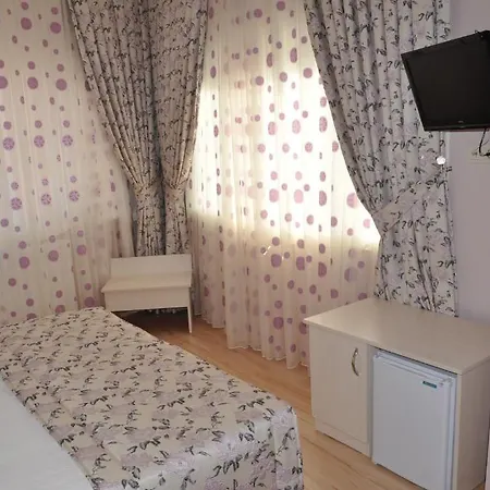 Huxley And Aparts Old Hotell Istanbul