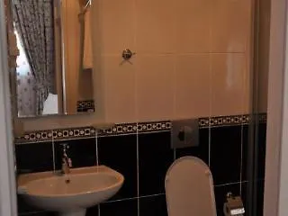 Hotell Huxley And Aparts Old 3*