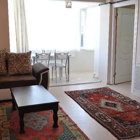 Hotell Huxley And Aparts Old 3*